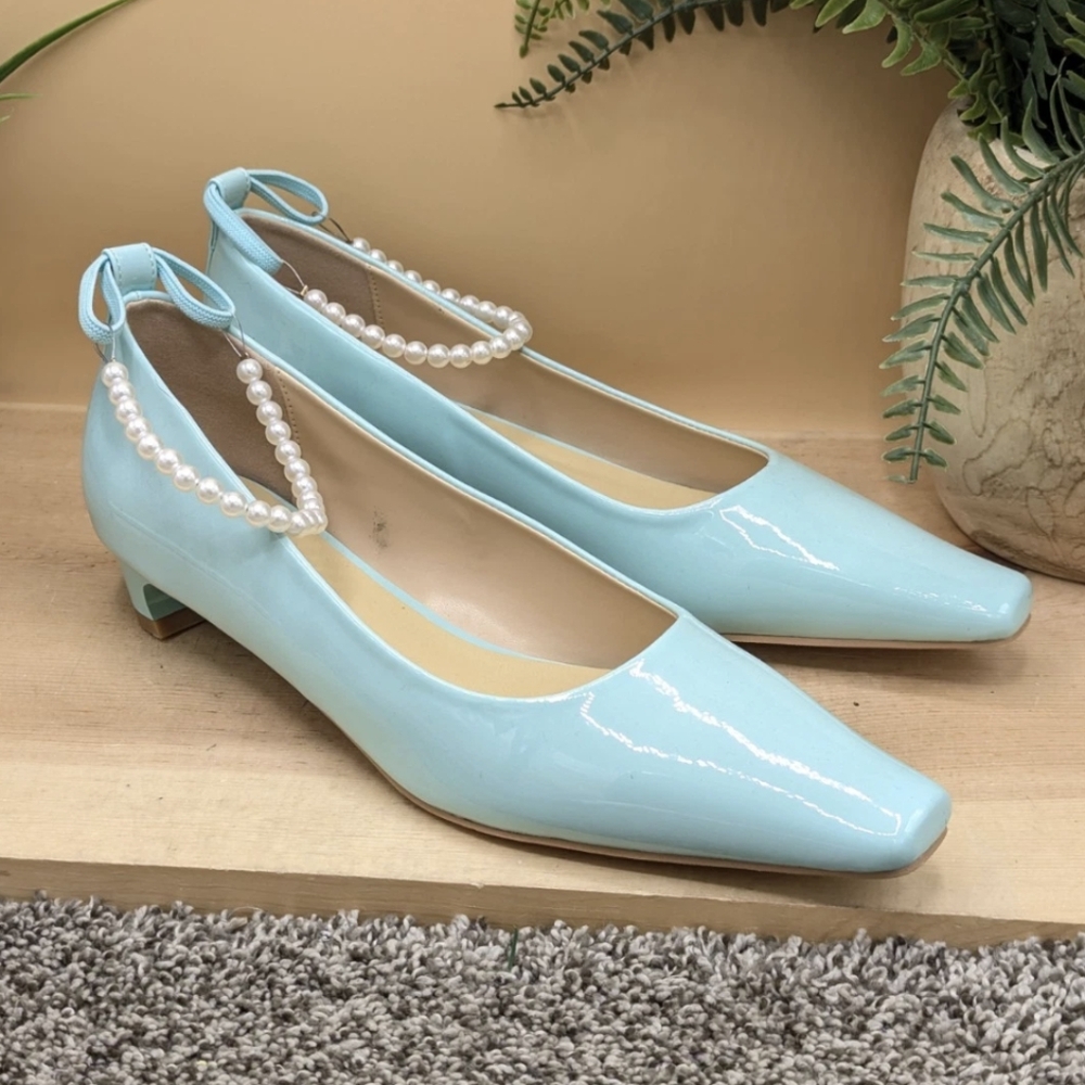 C Paravano Pearl Chain Low Heel Patent Leather Women's Size 41 US 9.5/10 Shoes